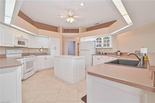 Interior, Kitchen, Recessed Lighting