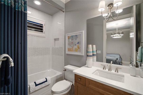 Bathroom, Interior, Pendant Lights, Recessed Lighting