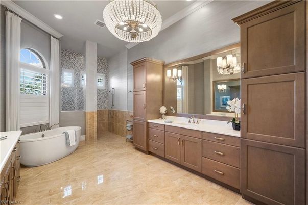 Bathroom, Dual Sink Vanities, Free Standing Baths, Interior, Recessed Lighting