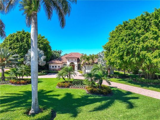 Attached, Backyard, Exterior, Facade, Mediterranean