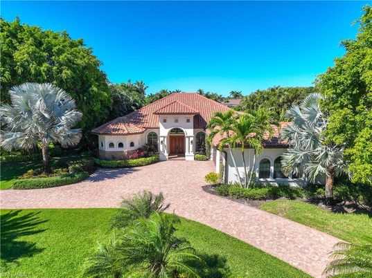 Attached, Backyard, Exterior, Facade, Mediterranean