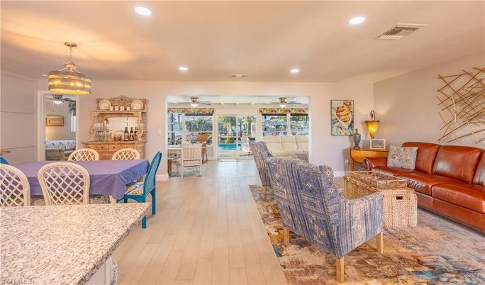 Dining room, Interior, Living room, Recessed Lighting, Wood Texture Flooring