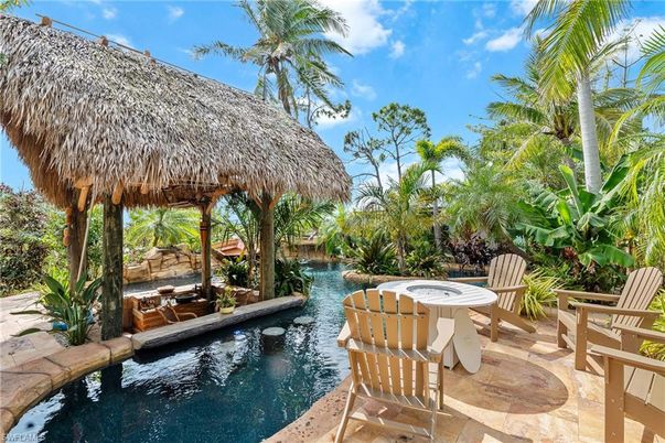Exterior, Lake, Pool
