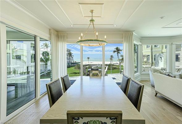 Dining room, Interior, Pendant Lights, Recessed Lighting, Water, Wood Texture Flooring