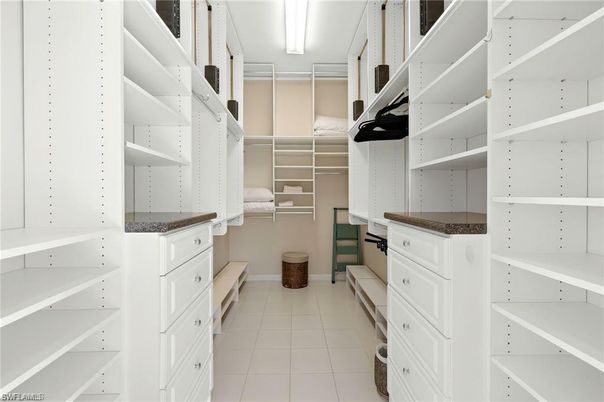 Interior, Walk-in Closets