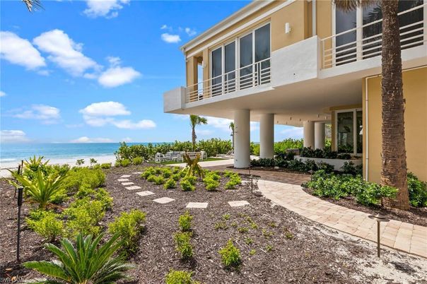 Backyard, Exterior, Water