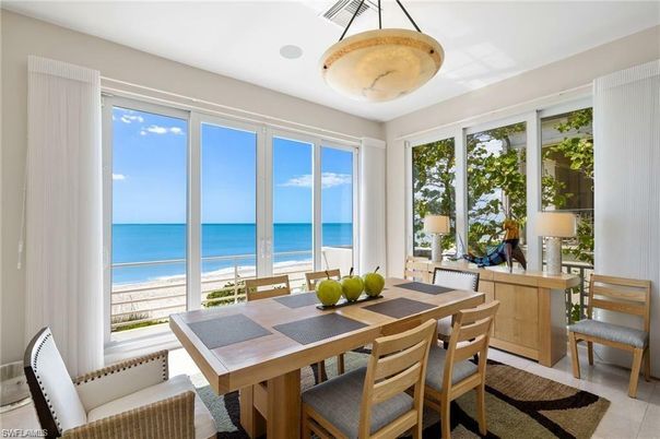 Dining room, Interior, Pendant Lights, Water