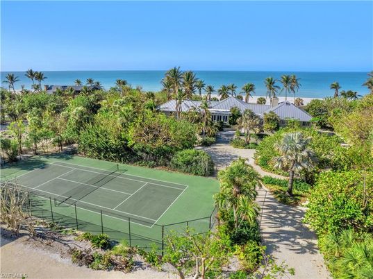 Exterior, Tennis Courts, Water