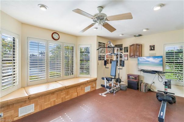 Fitness Equipment, Interior, Recessed Lighting