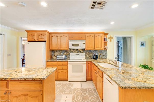 Interior, Kitchen, Recessed Lighting