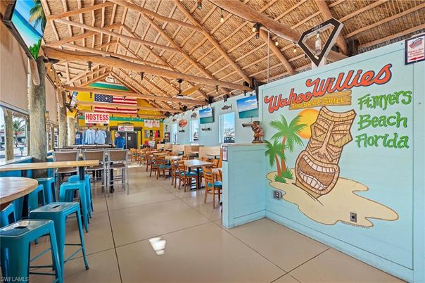 Dining room, Interior, Wooden Beams, Wooden Ceilings