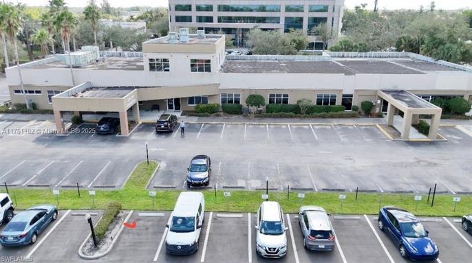 Exterior, Drone