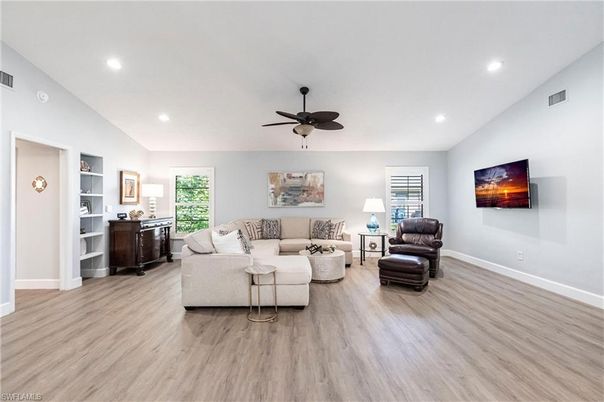 Interior, Living room, Recessed Lighting, Wood Texture Flooring