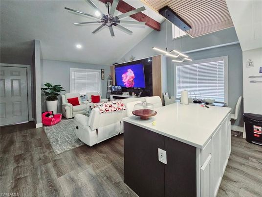 Interior, Living room, Pendant Lights, Recessed Lighting, Wood Texture Flooring