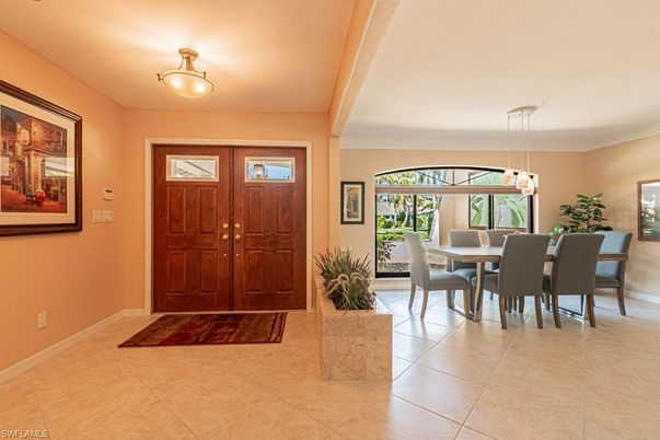 Dining room, Interior, Pendant Lights