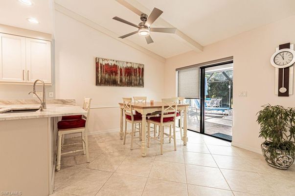 Dining room, Interior, Recessed Lighting