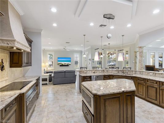 Interior, Kitchen, Living room, Pendant Lights, Recessed Lighting