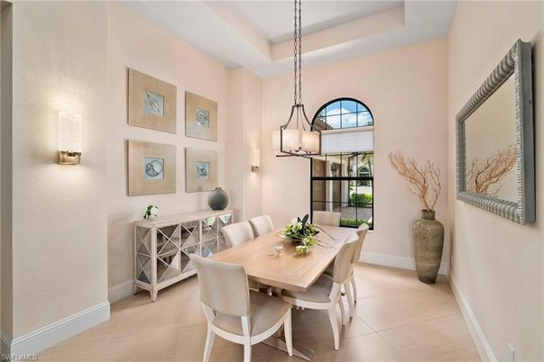Dining room, Interior, Pendant Lights