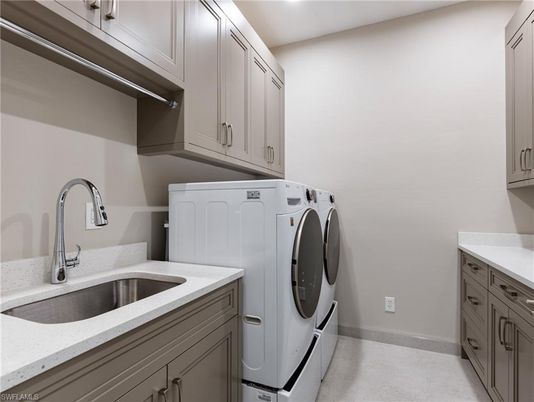 Interior, Washer