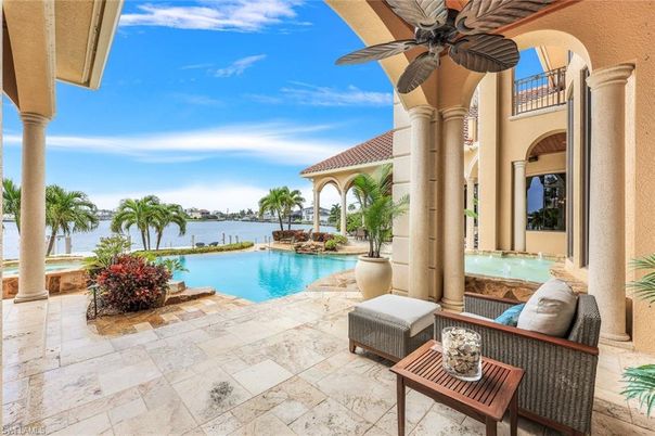 Exterior, Pool, Water