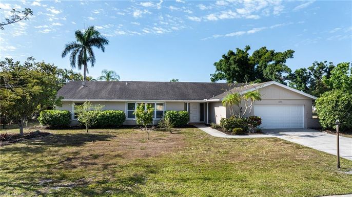 Attached, Backyard, Exterior, Facade, Ranch