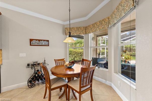 Dining room, Interior, Pendant Lights