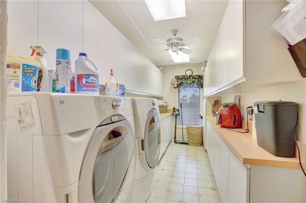Interior, Washer