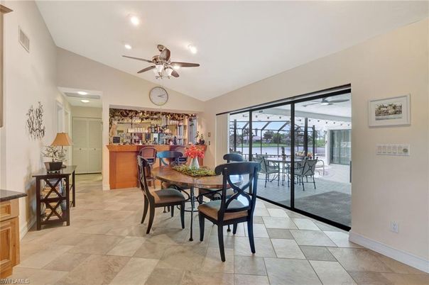 Dining room, Interior, Recessed Lighting