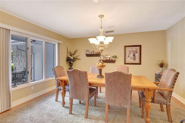 Chandelier, Dining room, Interior