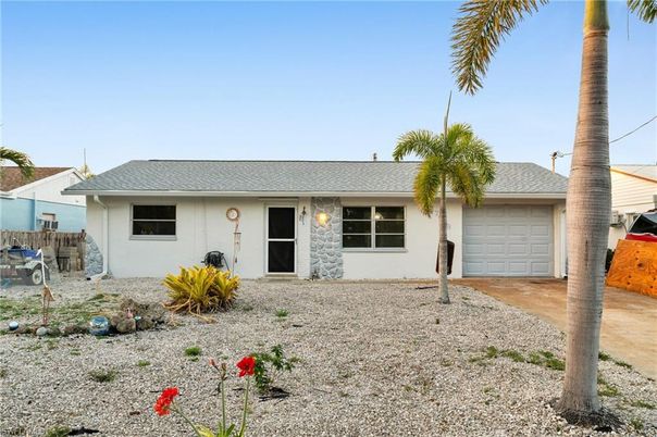 Attached, Backyard, Exterior, Facade, Ranch