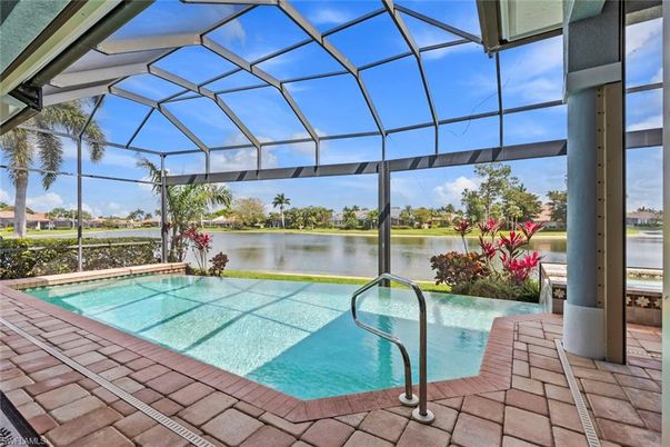 Glass Ceilings, Interior, Pool, Sun Room, Water
