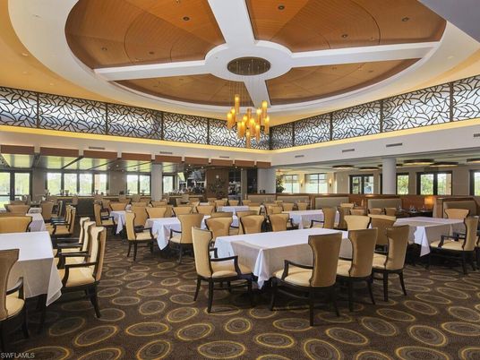 Chandelier, Dining room, Interior, Recessed Lighting, Wooden Ceilings