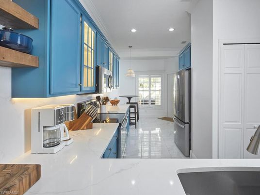 Dining room, Interior, Kitchen, Pendant Lights, Recessed Lighting