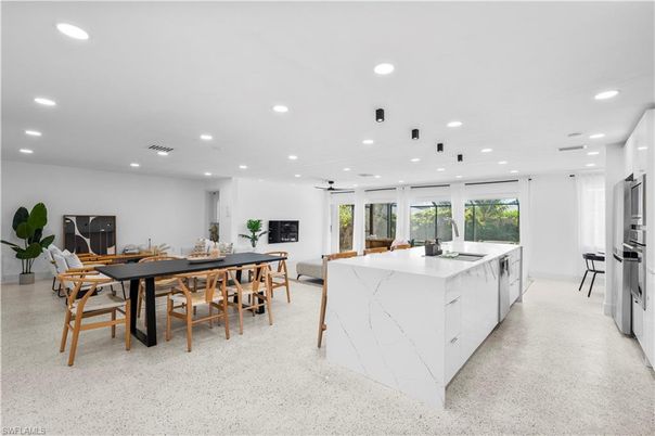 Dining room, Interior, Kitchen, Pendant Lights, Recessed Lighting