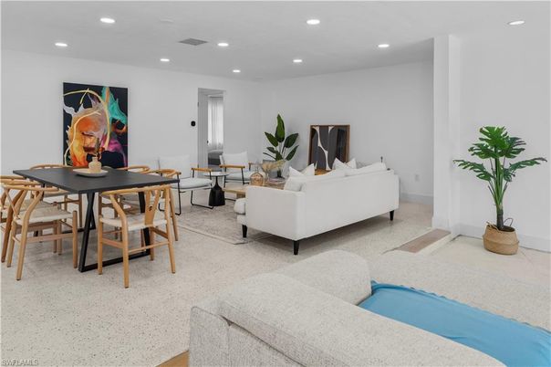 Dining room, Interior, Living room, Recessed Lighting