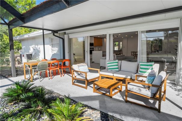 Exterior, Interior, Sun Room