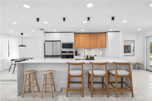 Interior, Kitchen, Pendant Lights, Recessed Lighting, Stainless Steel Appliances