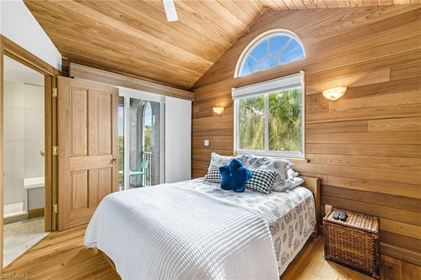 Bedroom, Interior, Wooden Ceilings, Wood Texture Flooring, Wooden Walls