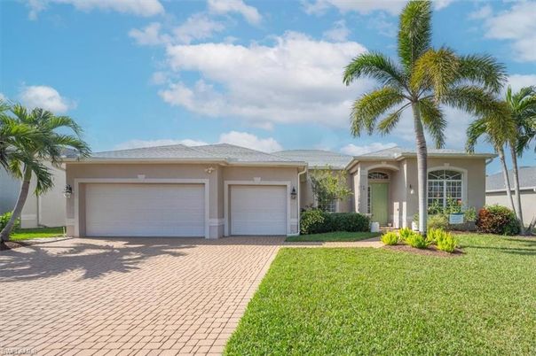 Attached, Backyard, Exterior, Facade, Ranch