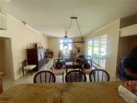 Dining room, Interior, Living room, Pendant Lights