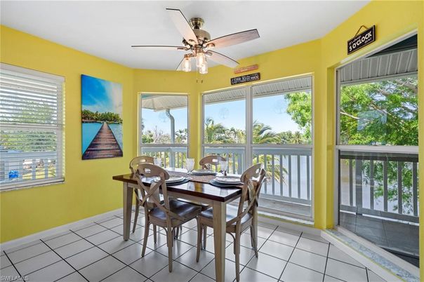 Dining room, Interior, Sun Room