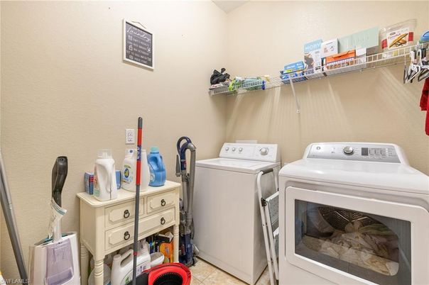Interior, Washer