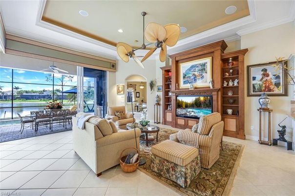 Dining room, Fireplace, Interior, Living room, Pendant Lights, Recessed Lighting