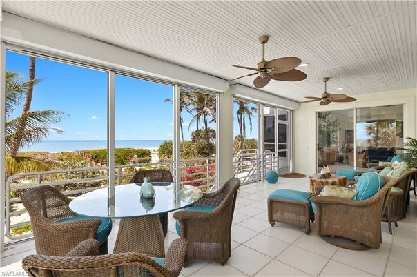 Dining room, Interior, Sun Room, Water