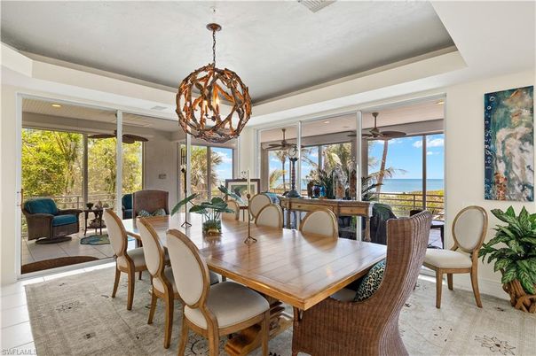 Chandelier, Dining room, Interior, Living room, Water