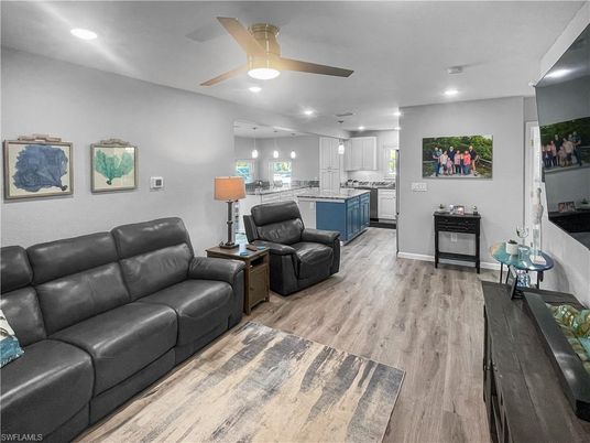 Interior, Kitchen, Living room, Recessed Lighting, Wood Texture Flooring