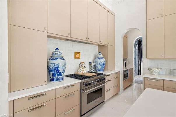 Interior, Kitchen, Stainless Steel Appliances
