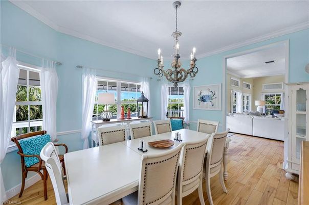 Chandelier, Dining room, Interior, Living room, Wood Texture Flooring