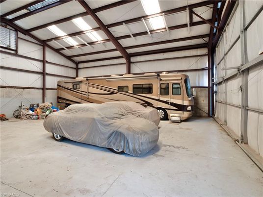 Garage, Interior