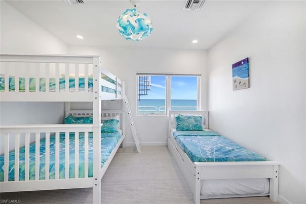 Bedroom, Interior, Recessed Lighting, Water